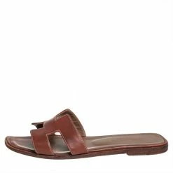 Hermes Brown Leather Oran Flat Sandals Size 37.5 For Women -Deals Hermes Store luxury women hermes used shoes p416128 004