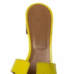 Hermes Yellow Patent Leather Oasis Sandals Size 39.5 For Women -Deals Hermes Store luxury women hermes used shoes p425864 007