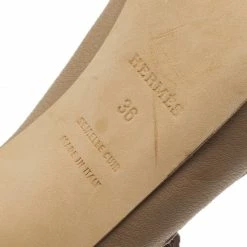 Hermes Brown Leather Braided T-Strap Cutout Pumps Size 36 For Women 24 Hermes Brown Leather Braided T-Strap Cutout Pumps Size 36 For Women -Deals Hermes Store luxury women hermes used shoes p43609 011