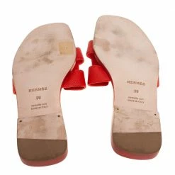 Hermes Red Leather Oran Flat Slides Size 39 For Women -Deals Hermes Store luxury women hermes used shoes p438279 003