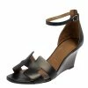 Hermes Black Leather Legend Ankle Strap Sandals Size 42 For Women -Deals Hermes Store luxury women hermes used shoes p443759 004