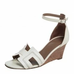 Hermes White Leather Legend Wedge Ankle Strap Sandals Size 38.5 For Women