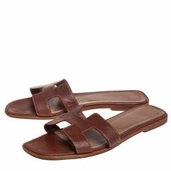 Hermes Hermès Brown Leather Oran Sandals Size 40 For Women -Deals Hermes Store luxury women hermes used shoes p446067 002