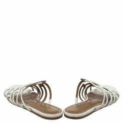 Hermes Hermés White Leather Olympe Flat Slides Size 37 For Women -Deals Hermes Store luxury women hermes used shoes p449112 002