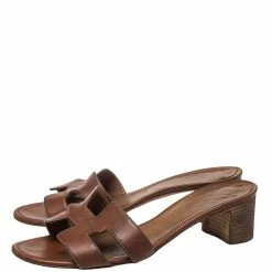 Hermes Brown Leather Oasis Block Heel Slide Sandals Size 38 For Women -Deals Hermes Store luxury women hermes used shoes p450876 002
