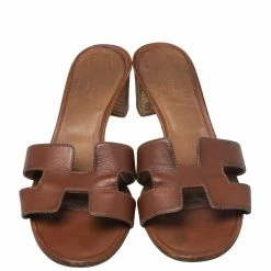 Hermes Brown Leather Oasis Block Heel Slide Sandals Size 38 For Women -Deals Hermes Store luxury women hermes used shoes p450876 003