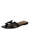 Hermes Black Leather Oran Flat Sandals Size 38 For Women