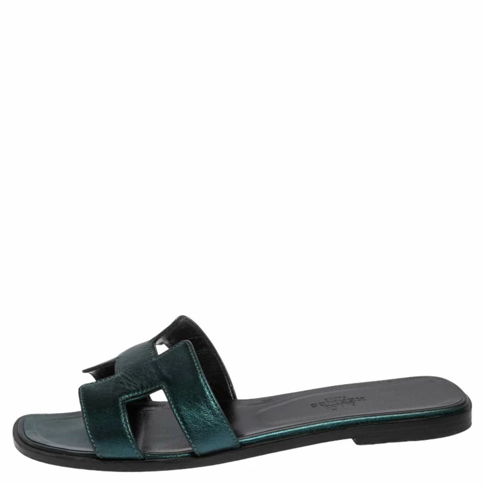 Hermes Metallic Dark Teal Leather Oran Sandals Size 37.5 For Women 4 Hermes Metallic Dark Teal Leather Oran Sandals Size 37.5 For Women - Image 2