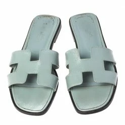 Hermes Blue Patent Leather Oran Sandals Size 38.5 For Women -Deals Hermes Store luxury women hermes used shoes p471682 006