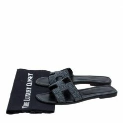 Hermes Hermés Black Crystal Embellished Suede Oran Sandals Size 39 For Women -Deals Hermes Store luxury women hermes used shoes p472270 001
