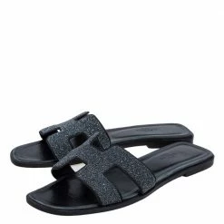 Hermes Hermés Black Crystal Embellished Suede Oran Sandals Size 39 For Women -Deals Hermes Store luxury women hermes used shoes p472270 002