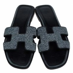 Hermes Hermés Black Crystal Embellished Suede Oran Sandals Size 39 For Women -Deals Hermes Store luxury women hermes used shoes p472270 005