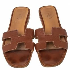 Hermes Brown Leather Oran Flat Sandals Size 39.5 For Women -Deals Hermes Store luxury women hermes used shoes p475831 008