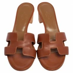 Hermes Brown Leather Oasis Block Heel Slide Sandals Size 36.5 For Women 12 Hermes Brown Leather Oasis Block Heel Slide Sandals Size 36.5 For Women -Deals Hermes Store luxury women hermes used shoes p479077 007