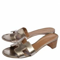 Hermes Metallic Beige Patent Leather Oasis Block Heel Slide Sandals Size 38 For Women -Deals Hermes Store luxury women hermes used shoes p479078 006