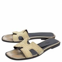 Hermes Cream Embroidered Fabric Oran Flat Slides Size 39 For Women -Deals Hermes Store luxury women hermes used shoes p485742 007