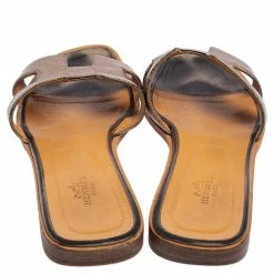 Hermes Hermés Bronze Leather Oran Sandals Size 39 For Women -Deals Hermes Store luxury women hermes used shoes p486353 003