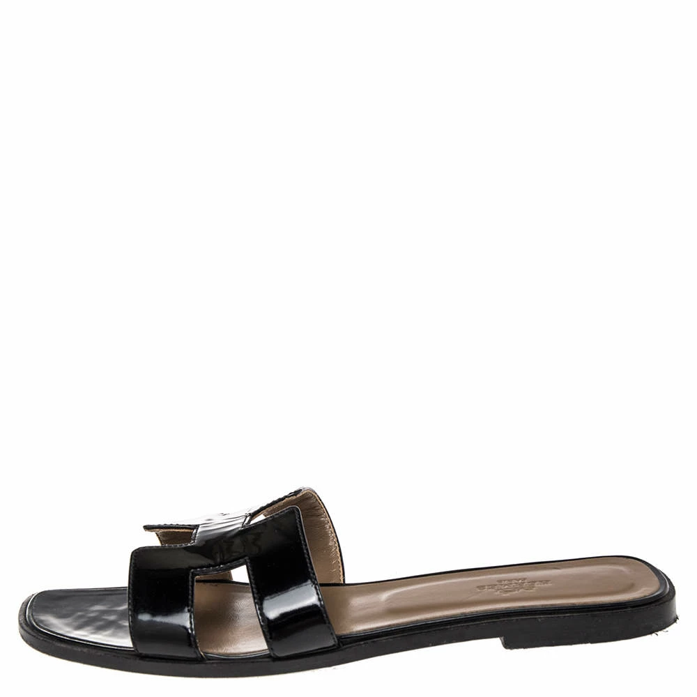 Hermes Black Patent Leather Oran Slide Flats Size 40.5 For Women 4 Hermes Black Patent Leather Oran Slide Flats Size 40.5 For Women - Image 2