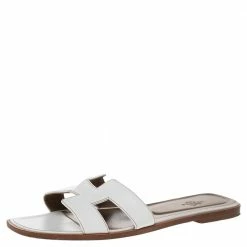 Hermes White Leather Oran Slide Flats Size 40.5 For Women