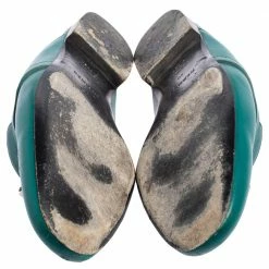 Hermes Green Leather Palladium Plated Oz Flat Mules Size 40 For Women -Deals Hermes Store luxury women hermes used shoes p491080 001