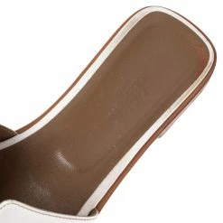 Hermes White Leather Oran Slide Sandals Size 38.5 For Women -Deals Hermes Store luxury women hermes used shoes p499685 002