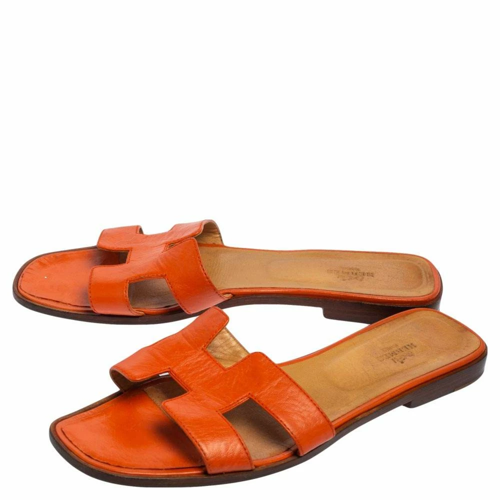 Hermes Orange Leather Oran Flat Slides Size 41 For Women 6 Hermes Orange Leather Oran Flat Slides Size 41 For Women - Image 4