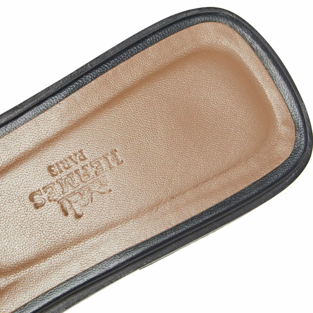 Hermes Black Textured Leather Cut Out Detail Oran Sandals Size 39 For Women 9 Hermes Black Textured Leather Cut Out Detail Oran Sandals Size 39 For Women - Image 7