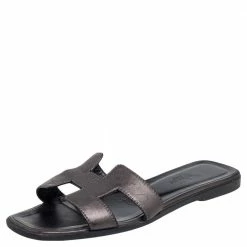 Hermes Metallic Grey Leather Oran Flat Slides Size 37 For Women