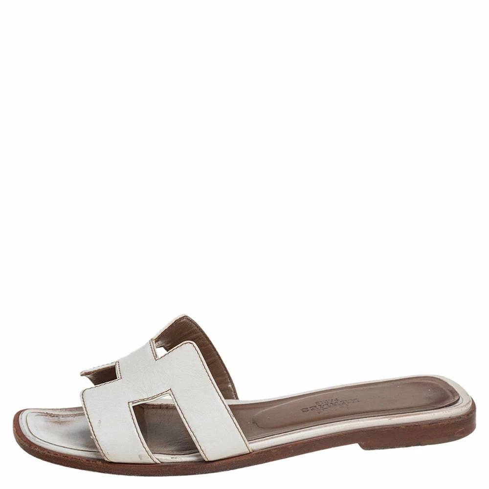 Hermes White Leather Oran Flat Sandals 35 For Women 4 Hermes White Leather Oran Flat Sandals 35 For Women - Image 2