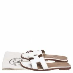 Hermes White Leather Oran Flat Sandals 37 For Women 17 Hermes White Leather Oran Flat Sandals 37 For Women -Deals Hermes Store luxury women hermes used shoes p525607 006