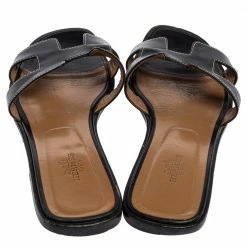 Hermes Black Leather Oran Sandals Size 39 For Women 14 Hermes Black Leather Oran Sandals Size 39 For Women -Deals Hermes Store luxury women hermes used shoes p526514 004
