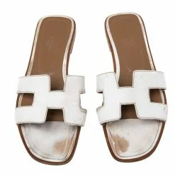 Hermes White Leather Oran Flats Sandals Size 37.5 For Women -Deals Hermes Store luxury women hermes used shoes p531525 004