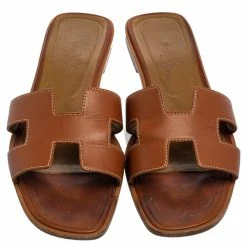 Hermes Brown Leather Oran Flats Sandals Size 39 For Women -Deals Hermes Store luxury women hermes used shoes p542988 007