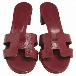 Hermes Burgundy Patent Leather Oasis Sandals Size 37 For Women -Deals Hermes Store luxury women hermes used shoes p551997 001