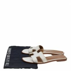 Hermes Hermès White Leather Oran Flat Sandals Size 38 For Women -Deals Hermes Store luxury women hermes used shoes p553441 001