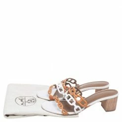 Hermes Hermés White/Brown Leather Tandem Slide Sandals Size 37.5 For Women -Deals Hermes Store luxury women hermes used shoes p556365 005