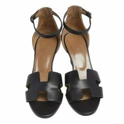 Hermes Black Leather Legend Ankle Strap Sandals Size 38 For Women -Deals Hermes Store luxury women hermes used shoes p564425 003