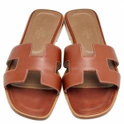 Hermes Brown Leather Oran Flat Sandals Size 38 For Women -Deals Hermes Store luxury women hermes used shoes p565228 008