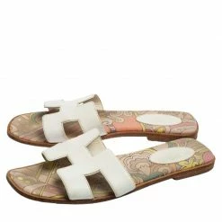 Hermes White Leather Oran Flat Slides Size 39 For Women -Deals Hermes Store luxury women hermes used shoes p574634 1641873977 004
