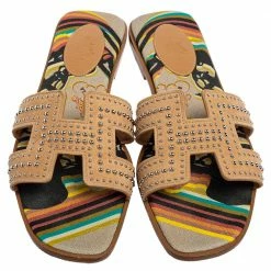 Hermes Beige Studded Suede Oran Flat Slides Size 39 For Women -Deals Hermes Store luxury women hermes used shoes p578267 001