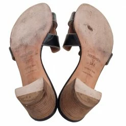 Hermes Black Leather Oasis Sandals Size 38.5 For Women -Deals Hermes Store luxury women hermes used shoes p580404 001