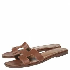 Hermes Brown Leather Oran Flat Slides Size 37 For Women -Deals Hermes Store luxury women hermes used shoes p580934 002