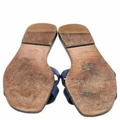 Hermes Hermès Blue Leather Oran Flat Sandals Size 38.5 For Women -Deals Hermes Store luxury women hermes used shoes p584196 009