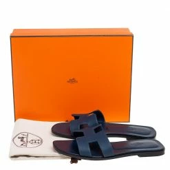 Hermes Navy Blue Leather Oran Flat Slides Size 37.5 For Women -Deals Hermes Store luxury women hermes used shoes p586579 008