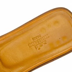 Hermes Yellow Leather Oran Flat Sandals Size 39 For Women 16 Hermes Yellow Leather Oran Flat Sandals Size 39 For Women -Deals Hermes Store luxury women hermes used shoes p586828 003