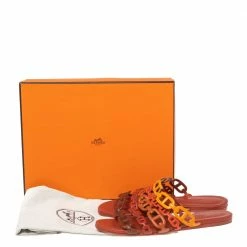 Hermes Tri Color Leather Chaine D'ancre Flat Slides Size 36 For Women 17 Hermes Tri Color Leather Chaine D'ancre Flat Slides Size 36 For Women -Deals Hermes Store luxury women hermes used shoes p593996 001