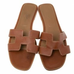 Hermes Brown Leather Oran Flat Slides Size 41.5 For Women -Deals Hermes Store luxury women hermes used shoes p594878 006