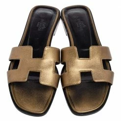 Hermes Gold Leather Oran Flat Sandals Size 38 For Women -Deals Hermes Store luxury women hermes used shoes p610160 008