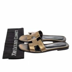 Hermes Gold Leather Oran Flat Sandals Size 38 For Women -Deals Hermes Store luxury women hermes used shoes p610160 009