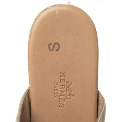 Hermes Beige/Brown Suede And Leather Embroidered Flat Sandals Size 38.5 For Women 17 Hermes Beige/Brown Suede And Leather Embroidered Flat Sandals Size 38.5 For Women -Deals Hermes Store luxury women hermes used shoes p611537 008